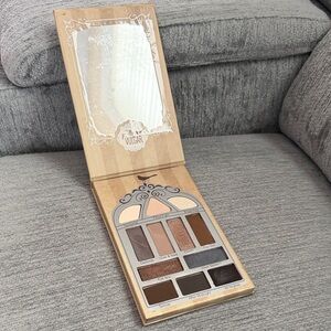 Pretty Vulgar Nightingale Eyeshadow Palette